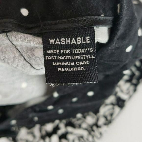 Larry Levine Size 6 Polka dot flower black white Capri Pants - Picture 6 of 7